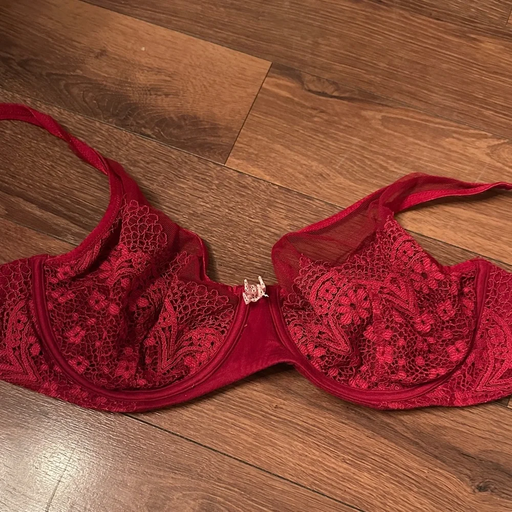 Victorias Secret Body by Victoria Lace Unlined Demi Bra 38D - Picture 6 of 6